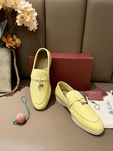 حذاء نسائي موكاسين لوروبيانا