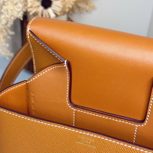 حقيبة هيرميز ديلي