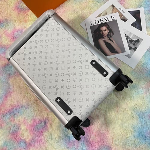 شنطة سفر لويس فيتون كبينة الطائرة 55