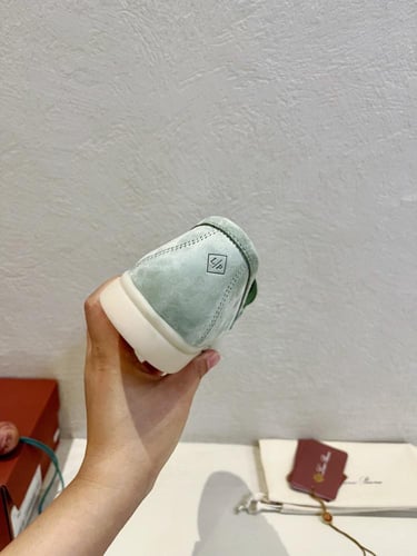 حذاء نسائي موكاسين لوروبيانا