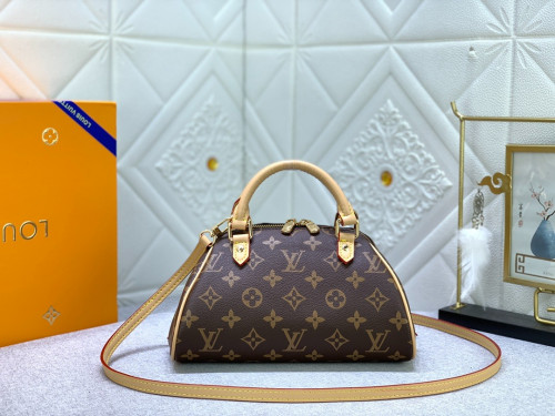 لويس ماستر