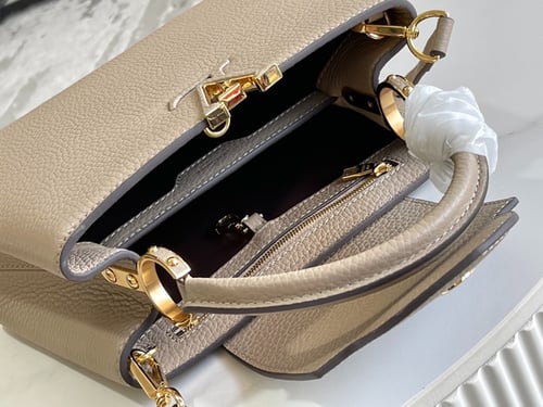 لويس Capucines ماستر