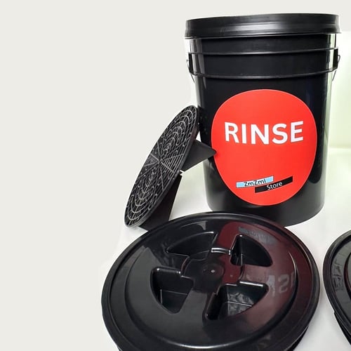 برميلين لغسيل السيارة مع صفايات غبار