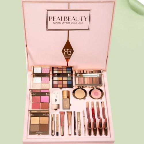 بوكس مكياج 25 قطعة من REALBEAUTY