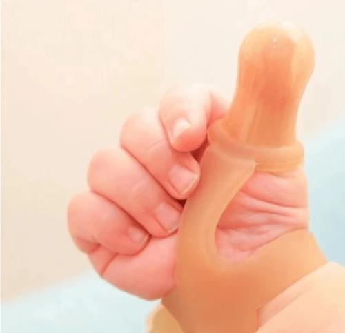 غطاء اصبع ضد مص اصبع الابهام من السليكون