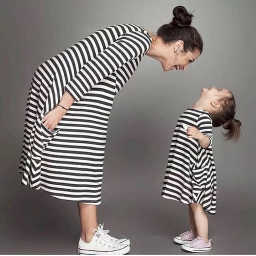 فستان للأم وللطفلة