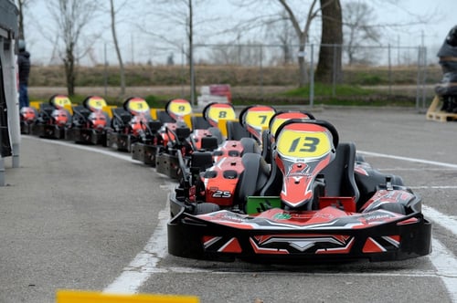 سيارة كارتنج