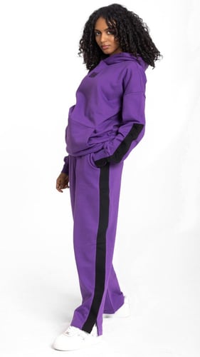 طقم هودي بنفسجي تصميم لاين