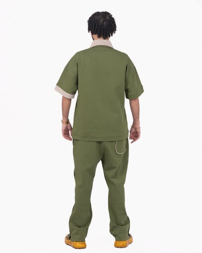 طقم S32 تي شيرت وبنطلون واسع