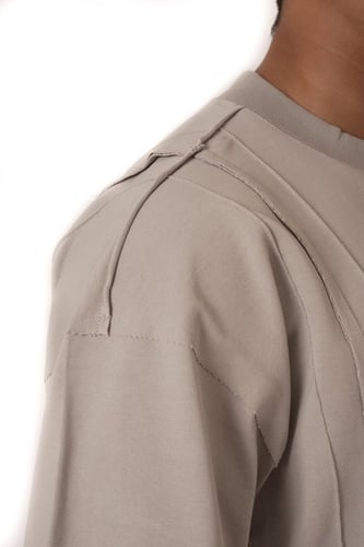 تيشيرت S32 بتفاصيل امامية