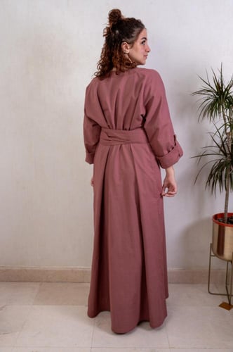 ثوب لينن عودي فاتح