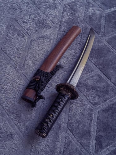 Twisted Damascus Tanto