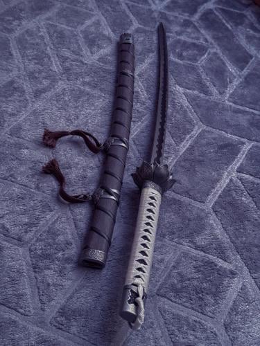 سيف إيشين أشينا