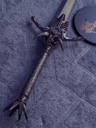 سيف دانتي - Dmc5