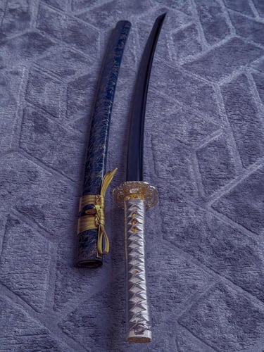 Royal Presence Katana