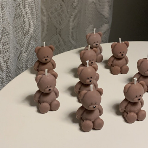 شمعة الدب ملونه *كتابة اللون بالملاحظه *