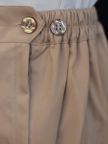 تنورة شورت بيج (بدون قميص)