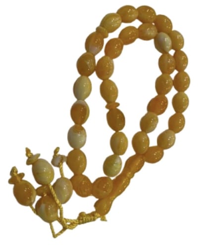 سبحة لون كهرمان الفاتح حجر صناعي عالي الجودة