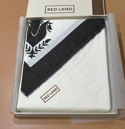 غترة شال كشميري ردلاند بني داكن