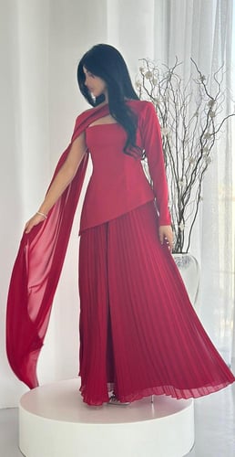 سينا الاحمر | Sienna Red