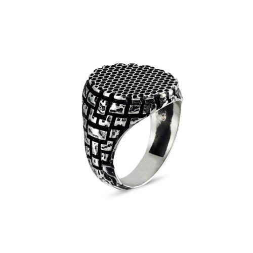 خاتم ياماش -الحفرة