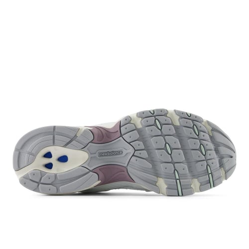 نيو بالانس حذاء لايف ستايل نسائي