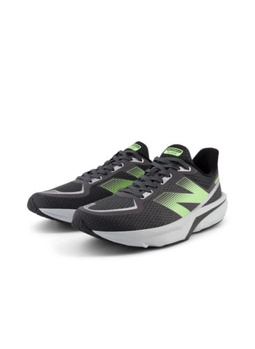 حذاء جري فلاش رجالي من نيو بالانس _ MFLSHBM7D