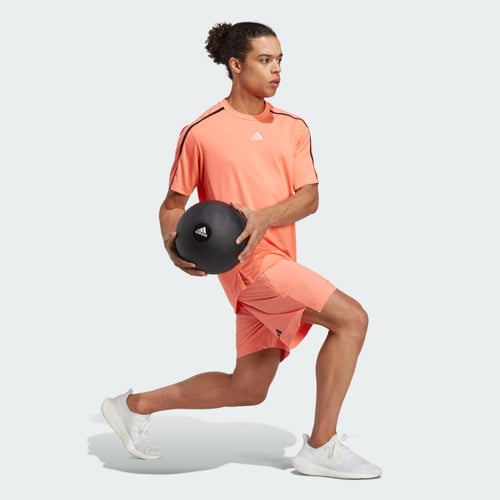 شورت تدريب رجالي من اديداس _ IC5497