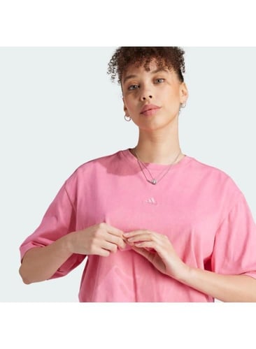 تيشيرت لايف ستايل نسائي من اديداس _ IK4262