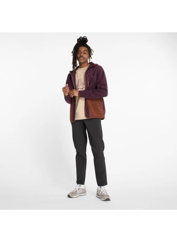 تيشيرت لايف ستايل رجالي من نيو بالانس _ MT43557SOT