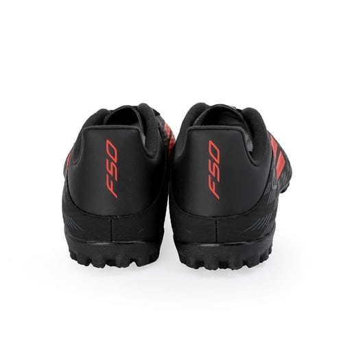 حذاء كرة قدم عشب صناعي اف50 كلوب TF رجالي من اديدا...