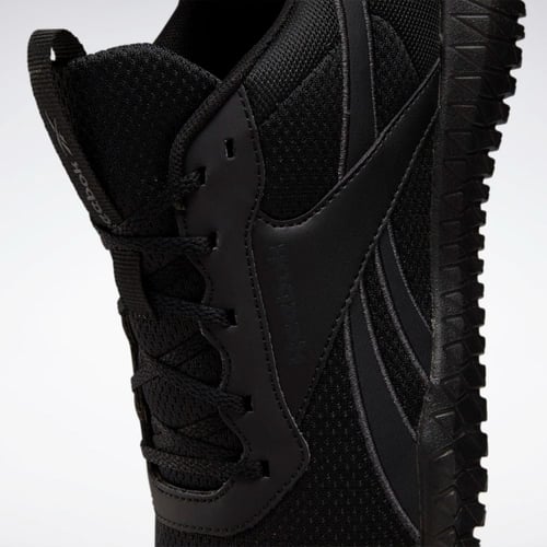 ريبوك حذاء رجالي