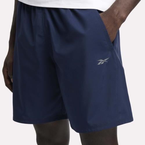 ريبوك شورت تدريب رجالي