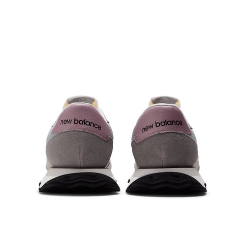نيوبالانس حذاء لايف ستايل النساء - رمادي ووردي - W...