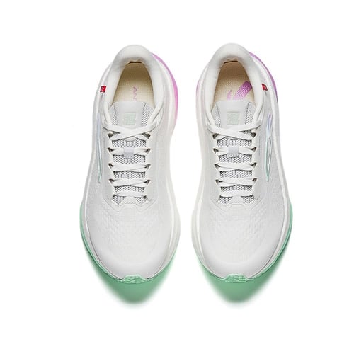 انتا حذاء جري نسائي