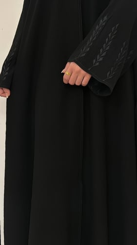 1059- تطريز ملون + اسود نص كلوش زووم