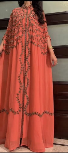 جلابيه شيفون مطرزه بالكامل تطريز يدوي باللون الذهب...