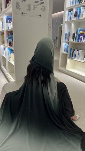 عباية امبوري اخضر M28