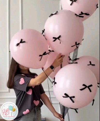 بالونات الفيونكه السوداء