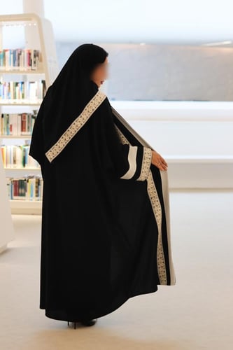 موديل بشت بكلفه