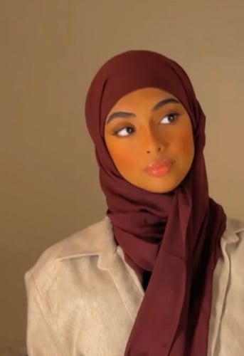 حجاب متصل بطاقية قطن