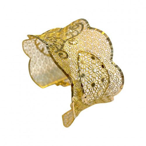 Wide 21-karat bracelet