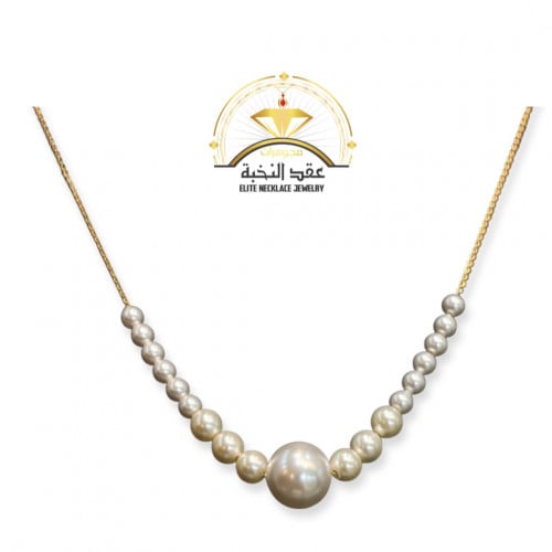 Gold 18-karat pearl necklace weighing 2.6 grams
