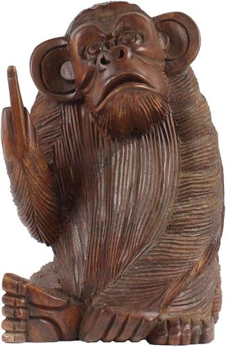 مجسم القرد مع الإصبع