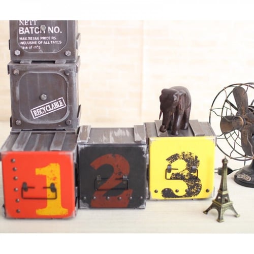 مجموعة من من 6بوكسات خشبية للتخزين وبشكل ديكور