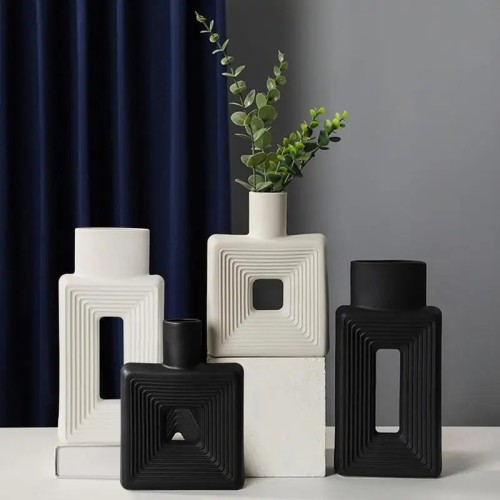 فازتين مكعبات مجوفة