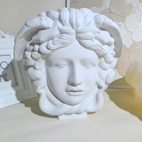 مجسم تحفة ميدوسا