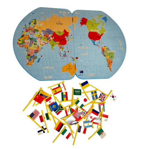 لعبة خريطة العالم مع أعلام الدول