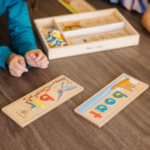 See&spell صندوق تعلم الكلمات بالانجليزية