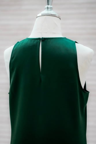 فستان حرير اخضر بلمعه